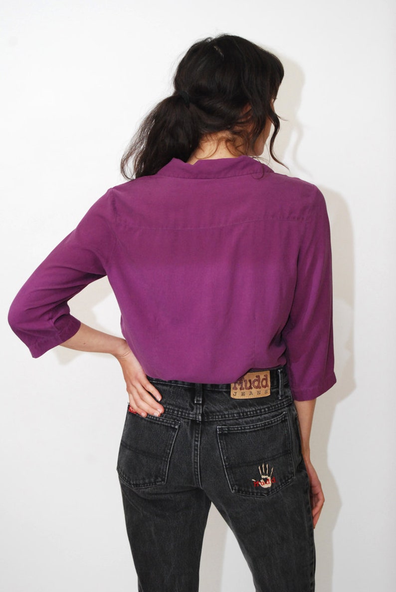 vintage purple eggplant button up down shirt blouse half sleeve plain basic minimal minimalist fitted slim fit pockets plum S 90s SILK TOP