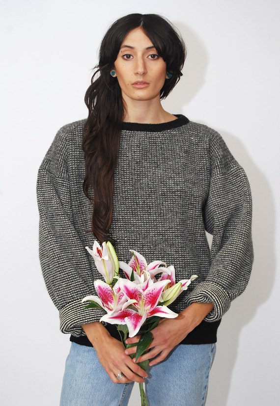 Vintage Valentino Sweater (XL) black white 80s 90s