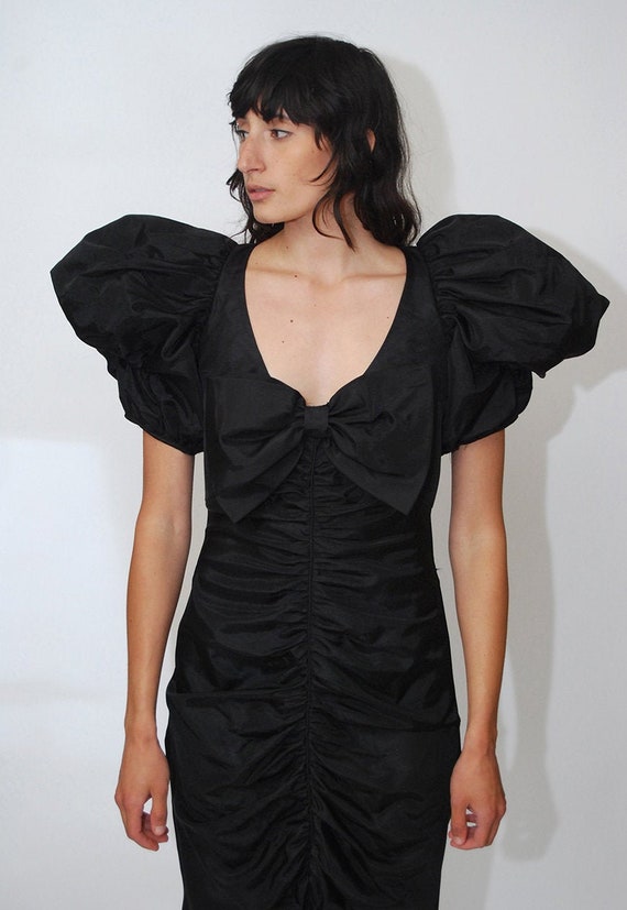 80s Prom Dress (S) vintage black ruffle pleat puff
