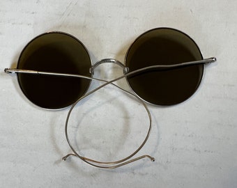 Antique Thin Wire Rim Round Lens Sunglasses