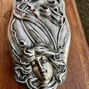 STERLING ART NOUVEAU Lady&#39;s Hair Brush William B. Kerr & Co. Circa 1905