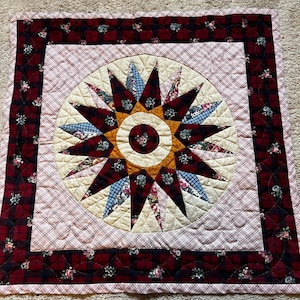 Bethlehem Star Quilt/ Wall Hanging