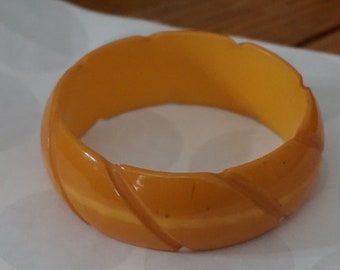 Chunky Bakelite Bangle Bracelet Wide Bakelite Bangle Bracelet Pumpkin Bakelite Bangle Bracelet Deep Orange Bakelite Bangle Bracelet