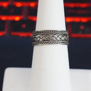 Vintage Sterling 925 Band Braided Design Ring Size 6.75