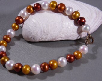 Multi Color Pearl Bracelet With Lobster Clasp-Size 7 1/2'' Long-Hallmark On tag Near Clasp 925