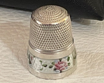 Retro Handworking Sewing Thimble Finger Protector Needlework Metal Sewing  Thimbles Sewing Tools Accessories Gifts 