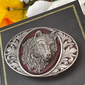 Silver Wolf Buckle - Etsy display picture 1