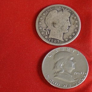 2-United States Silver Half Dollars (1907 O Barber Half Dollar) & (1949 Ben Franklin Half Dollar)