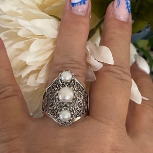 Signed DGS Sterling Silver Filigree Style 3 Pearl Long Ring Size 12.25