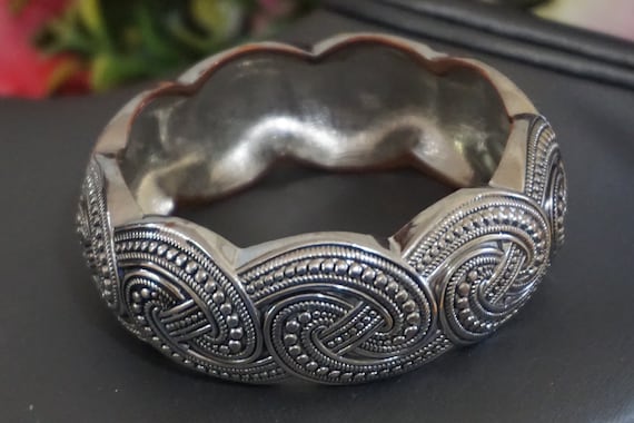 Vintage Silver Tone Swirl Design Bangle Bracelet … - image 1