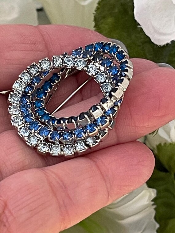 Vintage 3 Circle Pattern Interlocking Ring Circle… - image 5