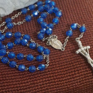 Vintage Lucite Bead Rosary 16.5&quot;