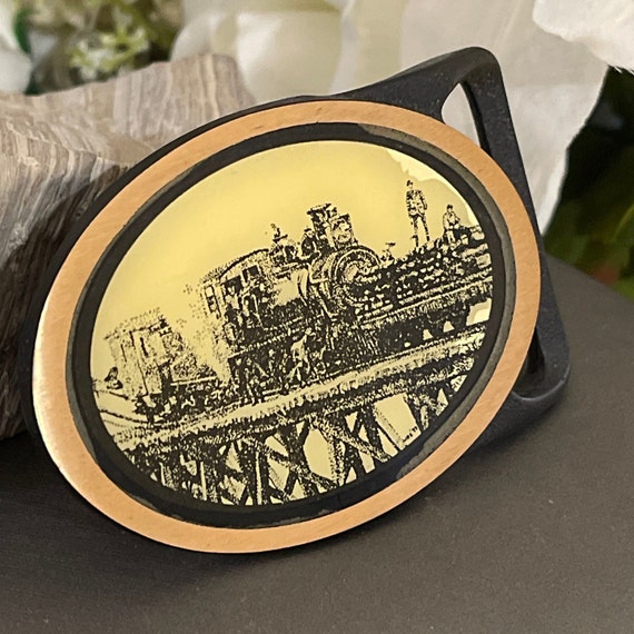 Tech Ether Guild Train Picture Solid Brass Vintag… - image 4