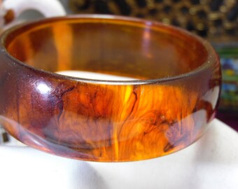 Vintage Root Beer Bakelite Bangle Bracelet
