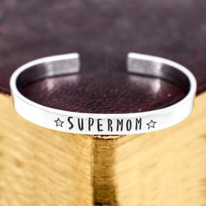 Super Mom Bracelet, Mother's Day Gift, Gift for Mom, Jewelry for Mom - Etsy