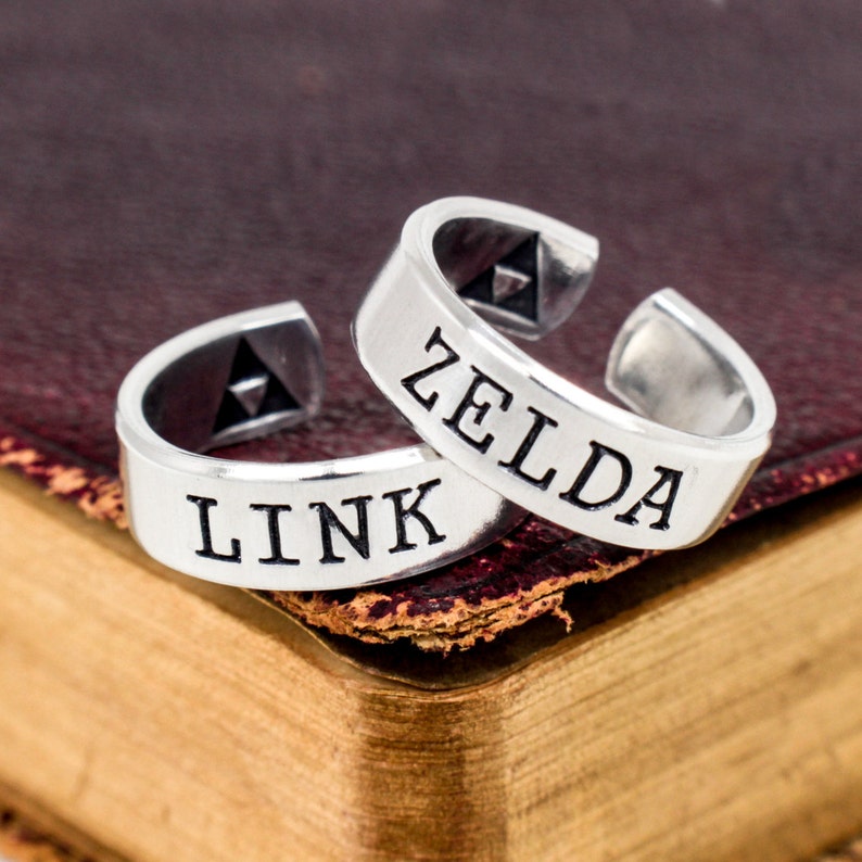 Link et Zelda Ring Set, Gamer Couple, Couples Rings, Cadeau de la Saint-Valentin image 1