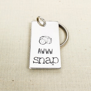 Aww Snap Llavero, Regalo para fotógrafo, Llavero de cámara, Regalo de fotografía