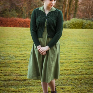 Cotton Forties Dress 1940s Style Authentic Vintage Replica Socialite Melody Shirtwaister Day Dress in Willow Green Retro WW2 Dress image 6