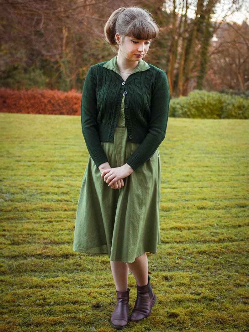 Cotton Forties Dress 1940s Style Authentic Vintage Replica Socialite Melody Shirtwaister Day Dress in Willow Green Retro WW2 Dress image 6