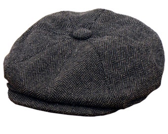 The SAVOY Novelty 1920s-design Flat Cap With V-top Detailing in