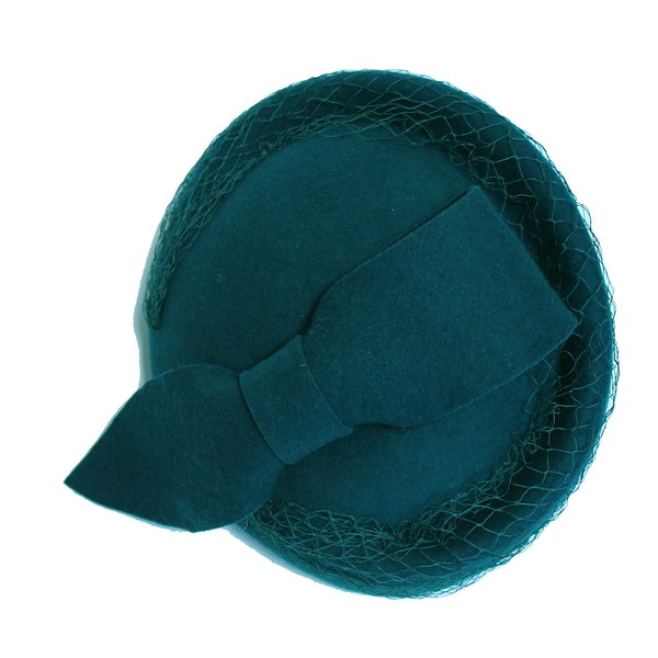 1940s Vintage Style light teal pillbox felt hat with a large loop trim