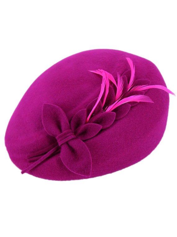 Fuschia Pink Wool Felt Cloche Hat – Vintage Style With Petal  display picture 3