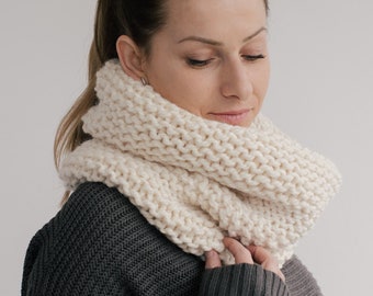 Chunky Knit Cowl, Oversized Scarf, Knit Chunky Cowl Snood, Christmas Gift For Women, Stocking Filler For Her, Warm Winter Scarf, White Scarf