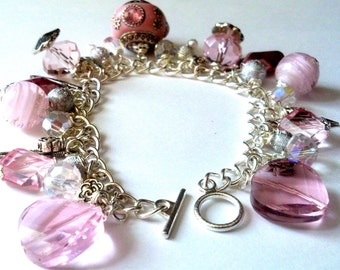 Feathers and Flowers Charms Light Pink and Silver Beaded Bracelet