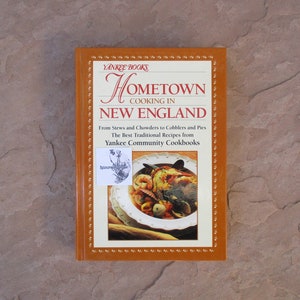 Vintage New England Cookbook: Hometown Cooking, Yankee Books 1994