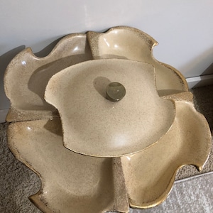 6 pc midcentury beige and gold California pottery chip and dip set
