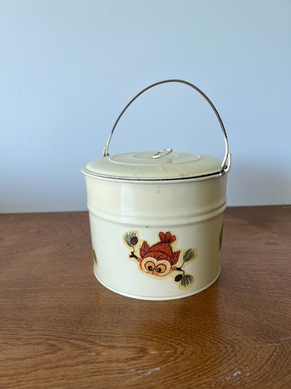 Vintage midcentury metal owl lunch pail Gem