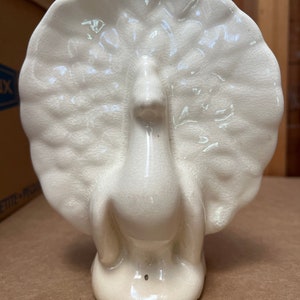 PLEASE Read descriptionVintage CCP peacock wall pocket in pink or white. Cameron Clay products