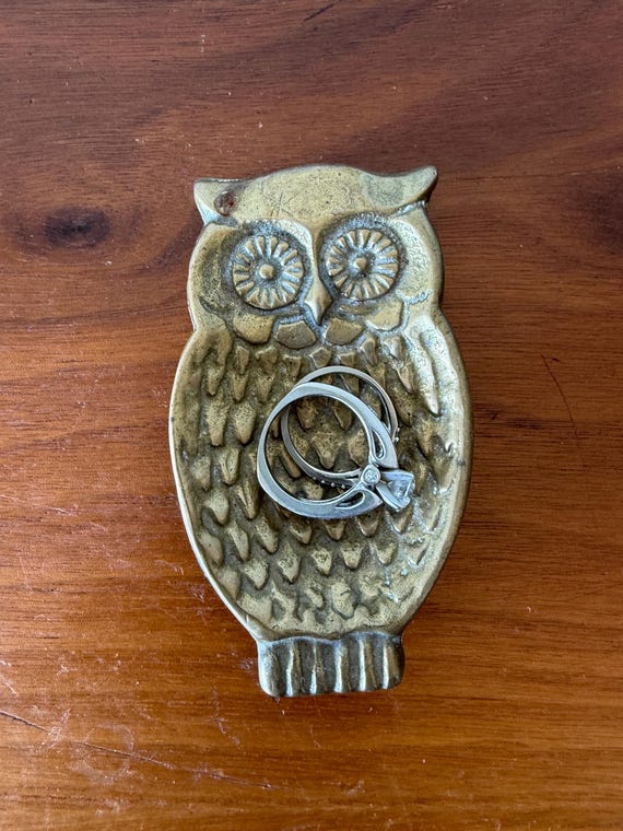 vintage solid brass owl ring dish - image 4