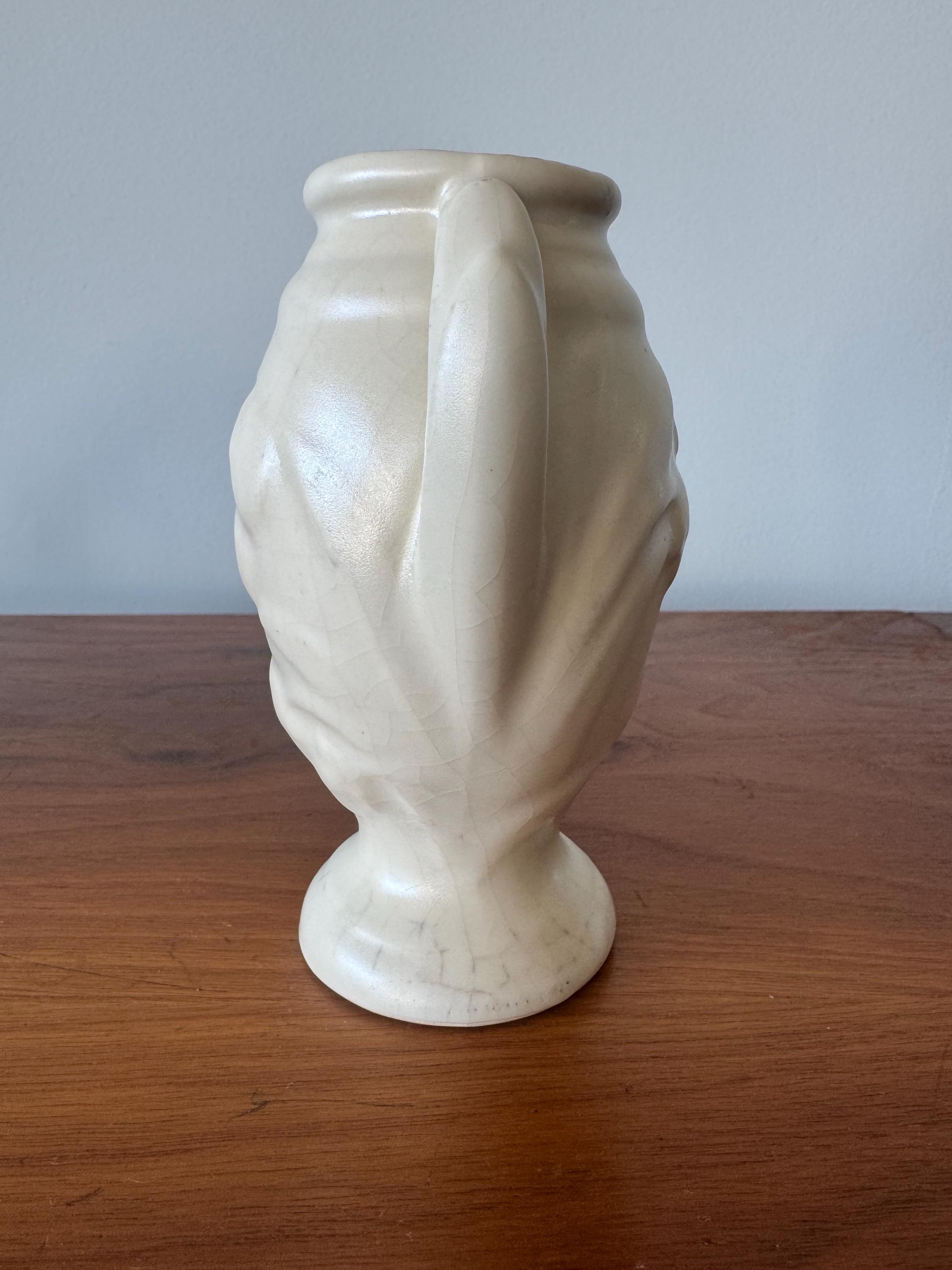 ヴィンテージの白いひび割れた釉薬の壷型の花瓶 - Etsy 日本