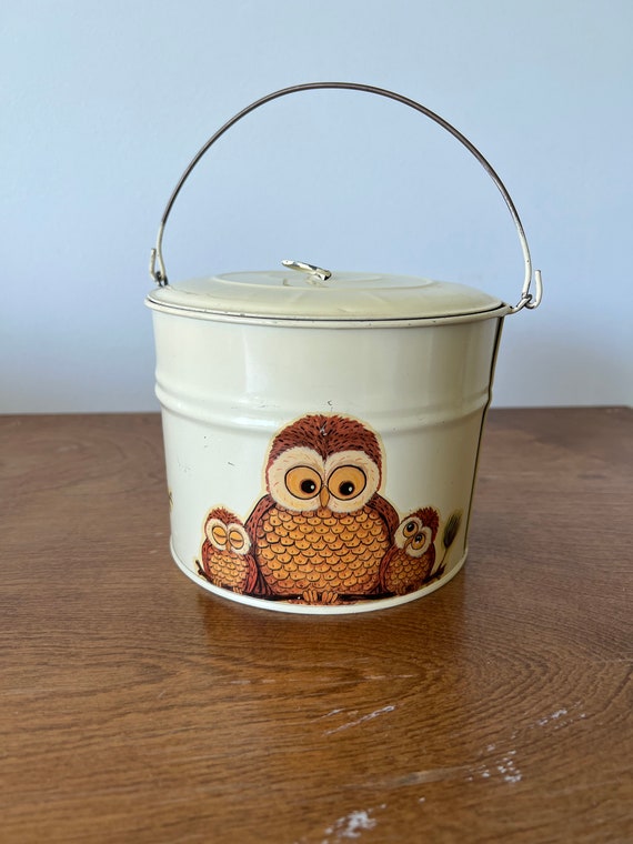 Vintage midcentury metal owl lunch pail Gem
