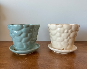 Your CHOICE blue OR white Brish pottery pebble planter