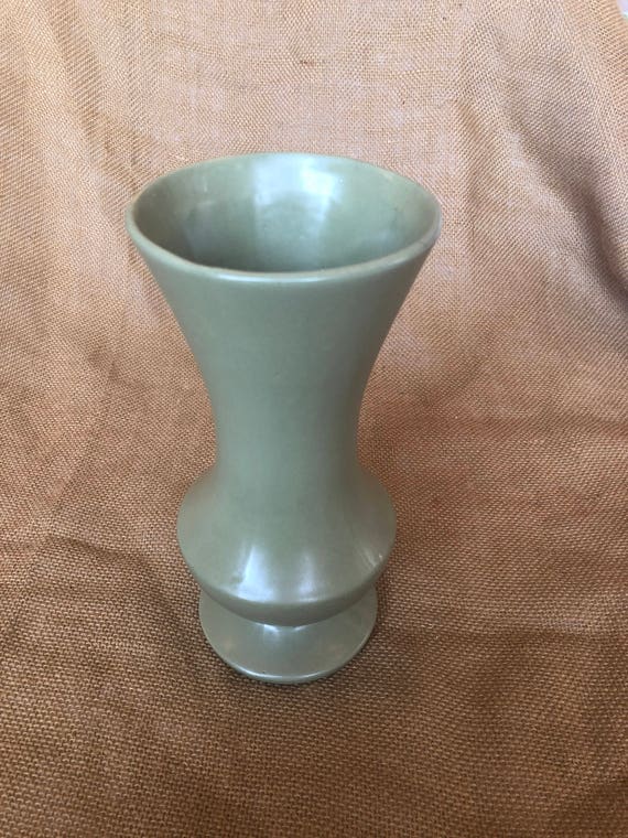 Avocado Green Vintage Mccoy Floraline Vase Etsy