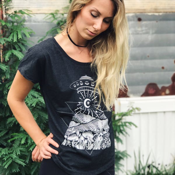 UFO  Off the Shoulder Tee - Vintage Black Charcoal Psychedelic Dolman - Off the Shoulder Tee