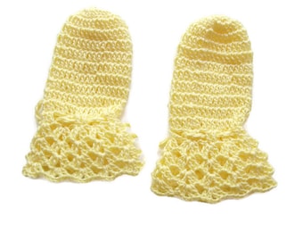 Yellow Crochet mitten gloves for Baby, Newborn, preemie, reborn doll