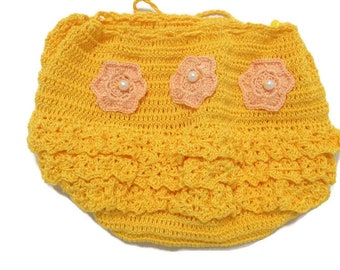 Preemie Baby bloomers, Ruffles bloomers, yellow gold ruffle bloomer, diaper cover, infant girl, New Born Baby Bloomers