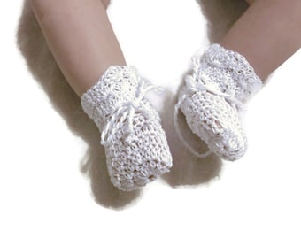 Baby Booties  White Baby Shoes   Crochet Booties 3 and half "   Newborn Shoes   OOAK Booties   Reborn Baby   Doll