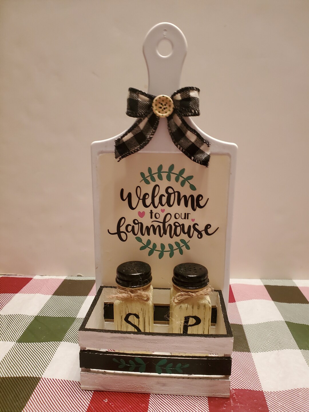 Farmhouse Cutting Board Salt & Pepper Shaker Holder Condiment Holder