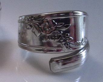 Spoon ring  crafted from 1946 Queen Bess pattern.