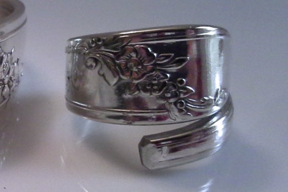 Spoon ring  crafted from 1946 Queen Bess pattern. - image 1