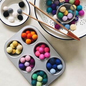Felt Balls x50 Mix Colours. 2.5cm. Wool. Colourful. Multicoloured. Bulk. 25mm. Multi-colour. Mixed Colour Felt Balls image 4