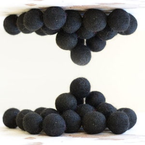 Felt Balls x20. 2.5cm BLACK Felt Balls. Wool. Felt Balls Supplier. Wholesale.  25mm Black Felt Ball. Felted Ball