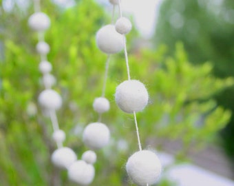 White Felt Ball Garland. 2M. OFF WHITE. Christmas Garland. Ivory Wedding Decor. Party Decoration. 35 Balls 2 metres. Nursery Decor. Winter