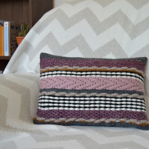 Almohada tejida, Cojín tejido, Tejido decorativo, Textiles tejidos a mano, Almohada boho, Arte textil, Regalo de inauguración de la casa, Arte de fibra, Tejido en telar