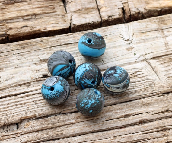 How to Buy Lampwork Glass Beads