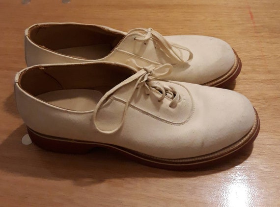 vintage white buck shoes